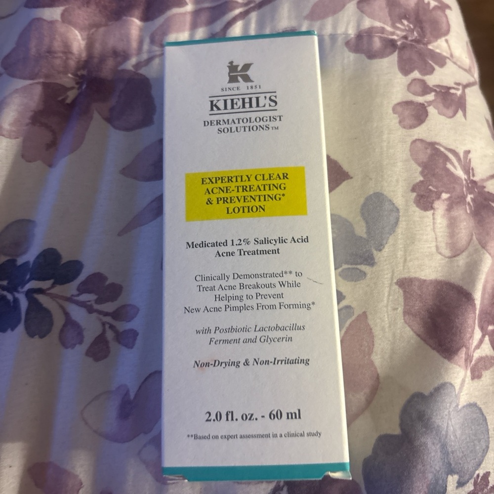 Kiehl's Expertly Clear Acne Lotion